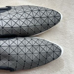 All Black Straight Cut PT-Graphic Pewter Gray Slip On Women’s  EU 40 US 9 - 9.5